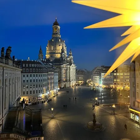 Luxus Mit Einmaligem Blick Auf Frauenkirche