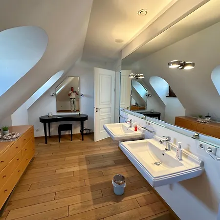 Luxus Mit Einmaligem Blick Auf Frauenkirche * 드레스덴