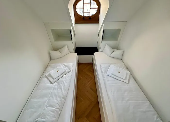 Luxus Mit Einmaligem Blick Auf Frauenkirche Appartement Dresden